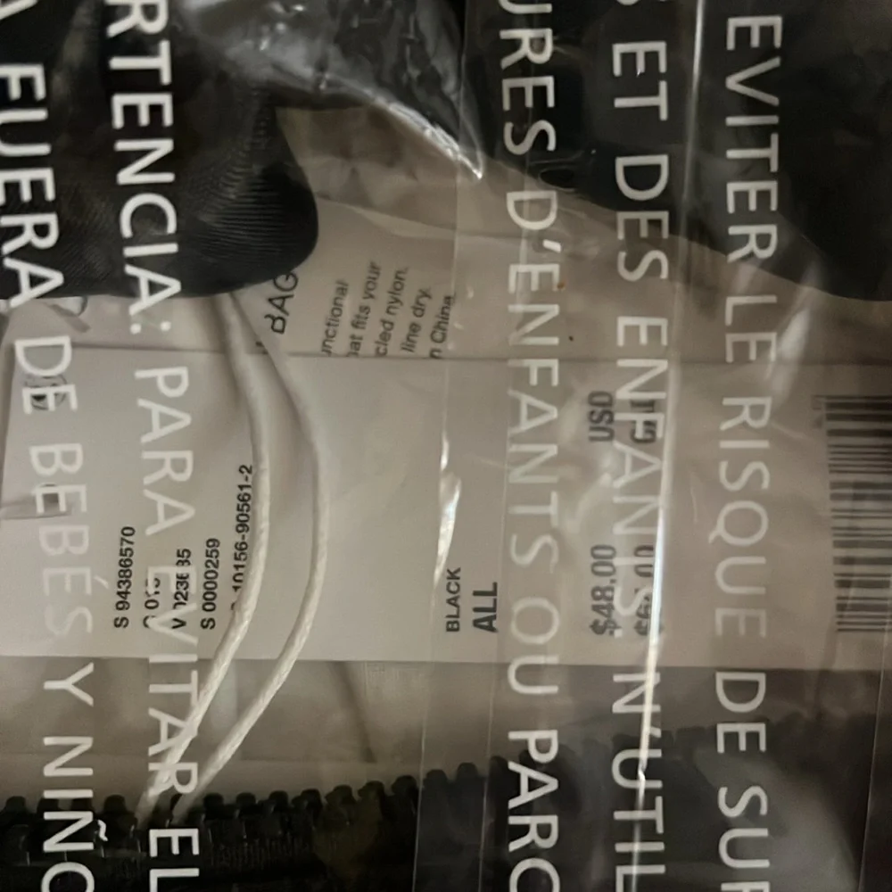 BAGGU Black Swan Shoulder Bag - Picture 3 of 4